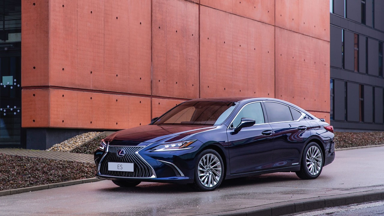 Lexus ES
