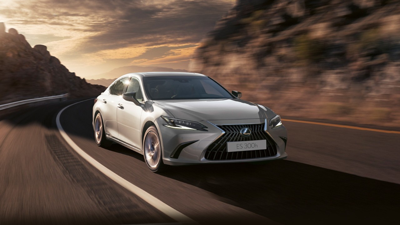 Lexus ES