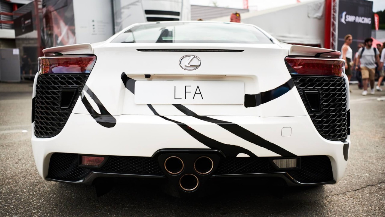 LFA 1