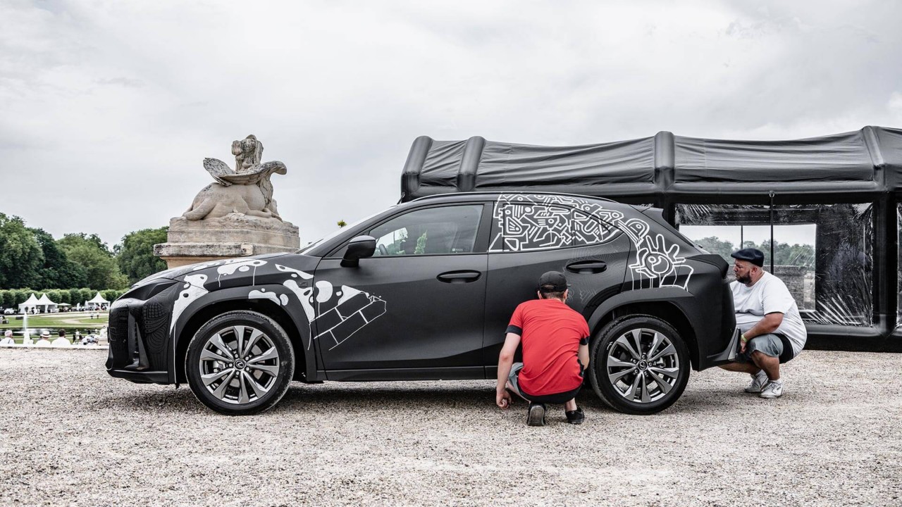 UX ART CAR