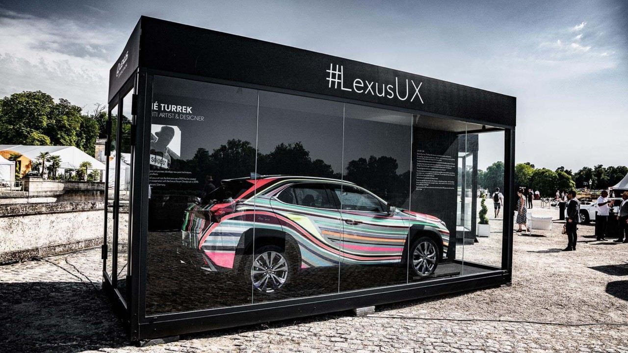 UX ART CAR