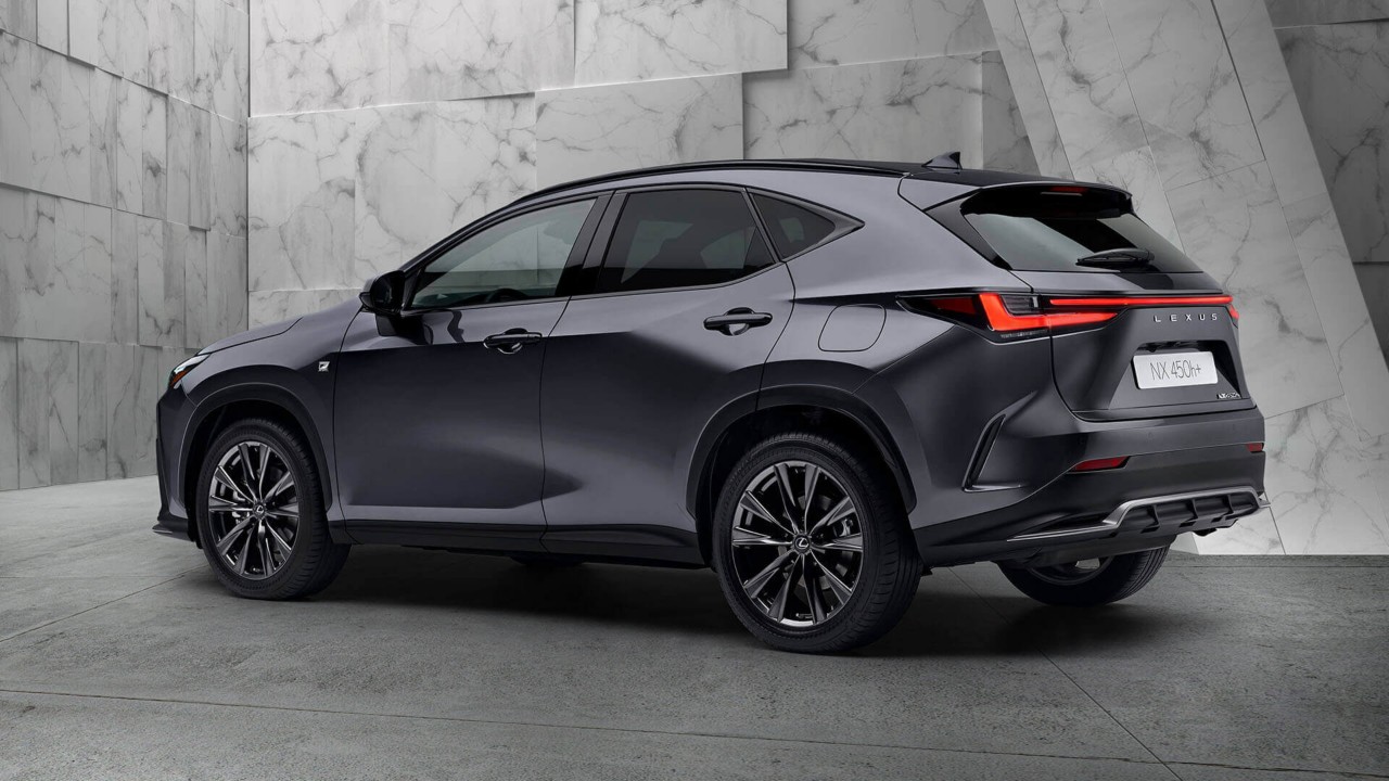 2021-lexus-nx-overview-gallery-exterior-03-1920x1080