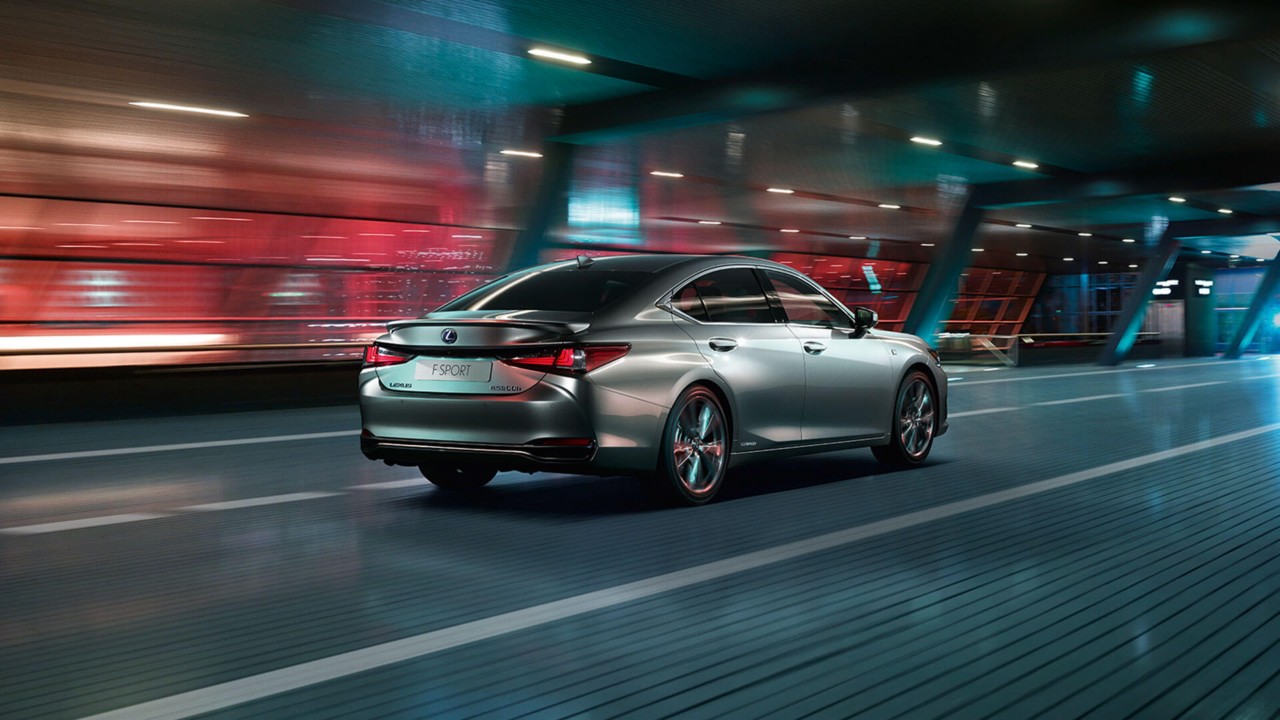 Lexus ES F Sport driving through an underpass 