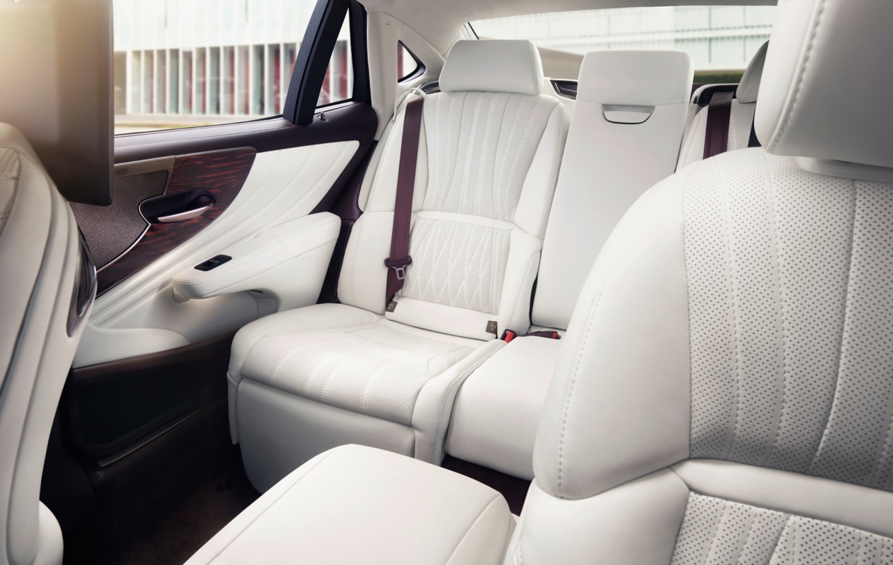 Lexus LS rear reclining ottoman passenger seats