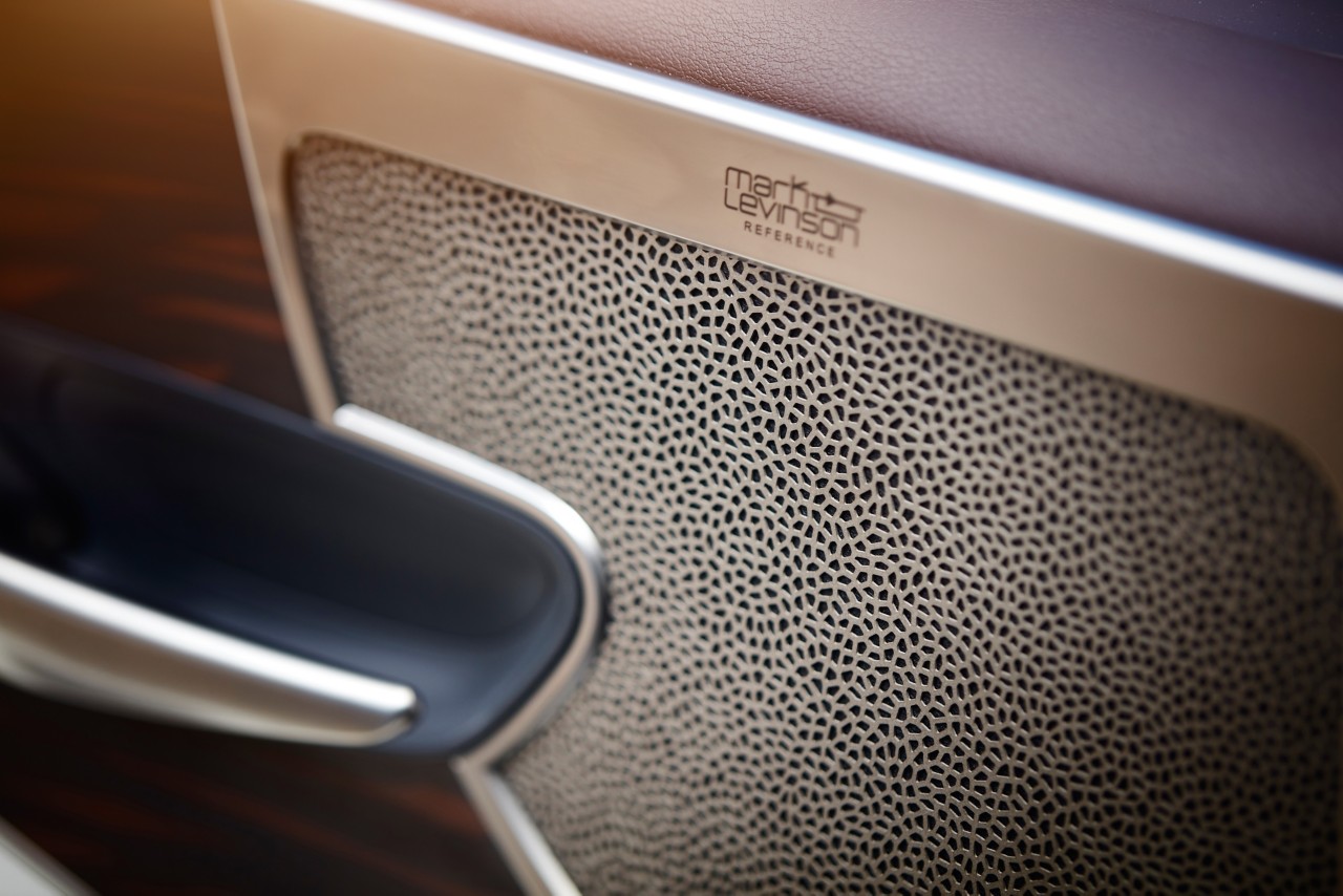 Lexus LS Mark Levinson® speaker close up 