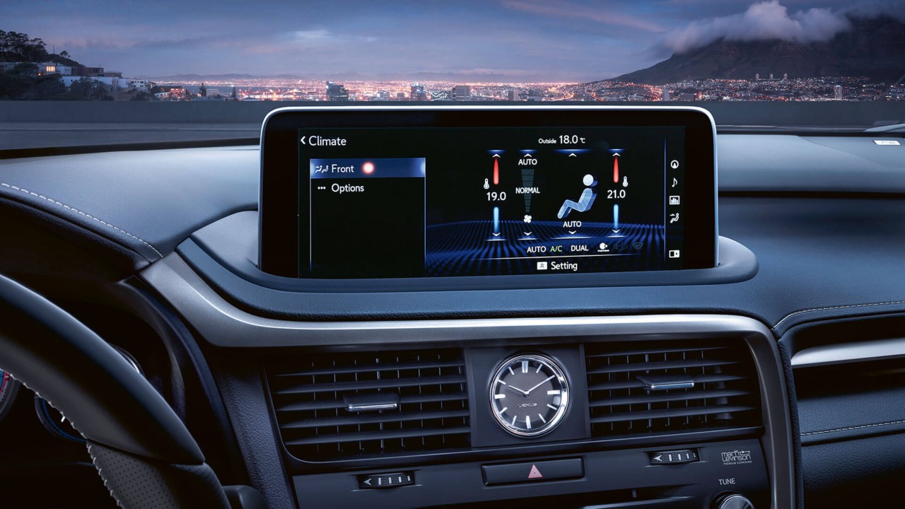 Lexus RX L's multimedia touch screen depicting the air conditioning 