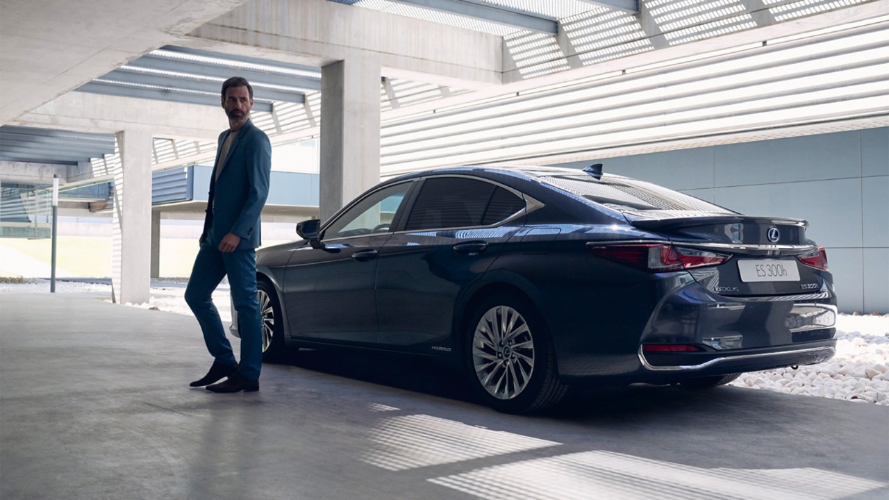 lexus-hybrid-for-business-hero-1920x1080